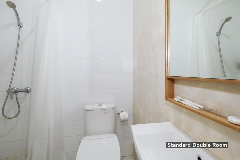 bathroom 5