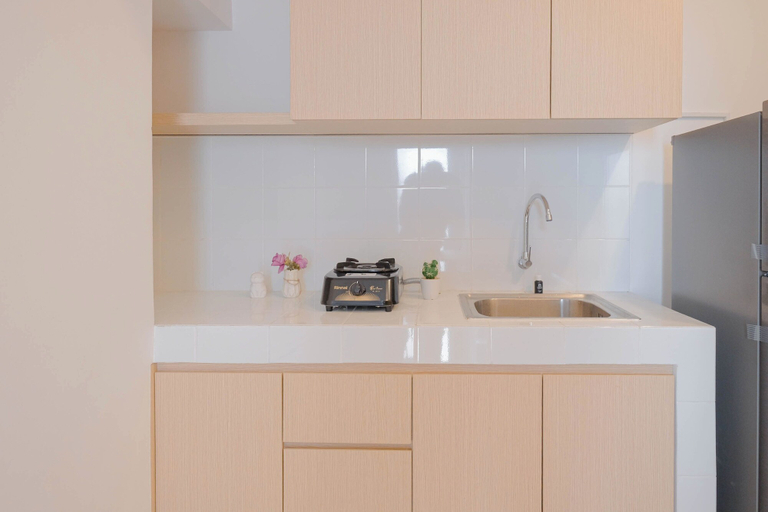 Private kitchen 2, 2Br Near Shopping Hub At Tokyo Riverside Pik 2 Apartment, Tangerang