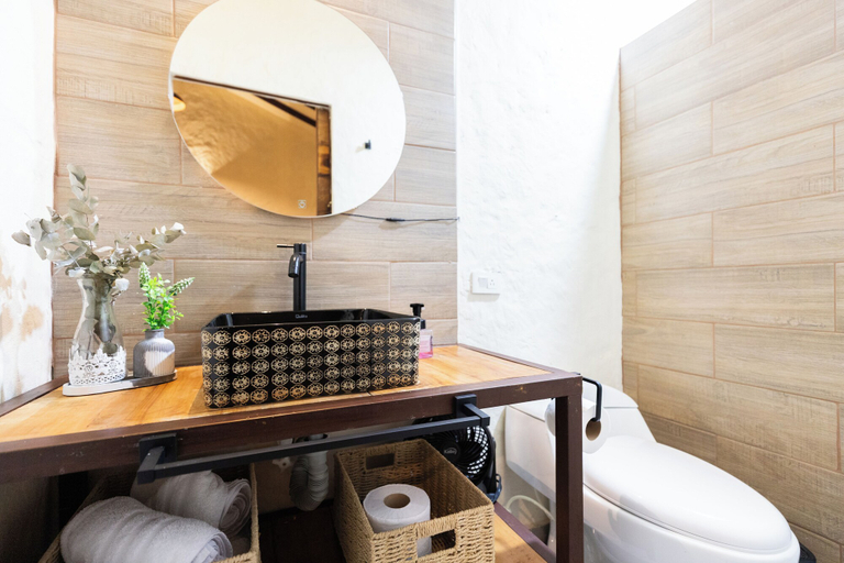 Bathroom 5, Roots Eco House, Peñol