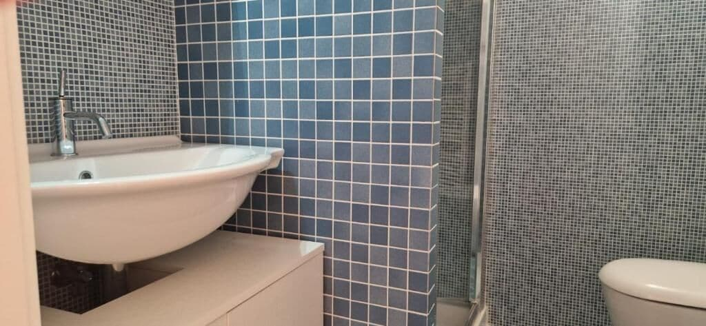 Bathroom 3, Maison Michela Sorrento, Napoli