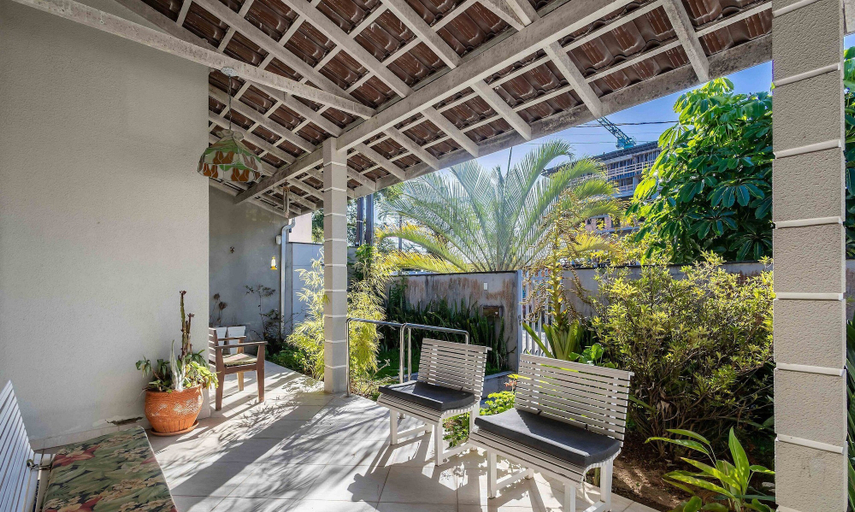 Terrace/patio 2, 2BR House w/ Pool & BBQ in Penha Tzs210, Penha