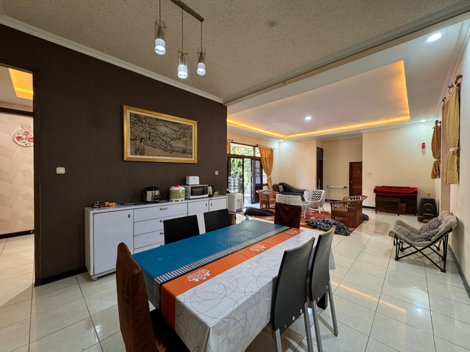 Food & Drinks 4, VIlla Bukit Punclut 4BR, Bandung