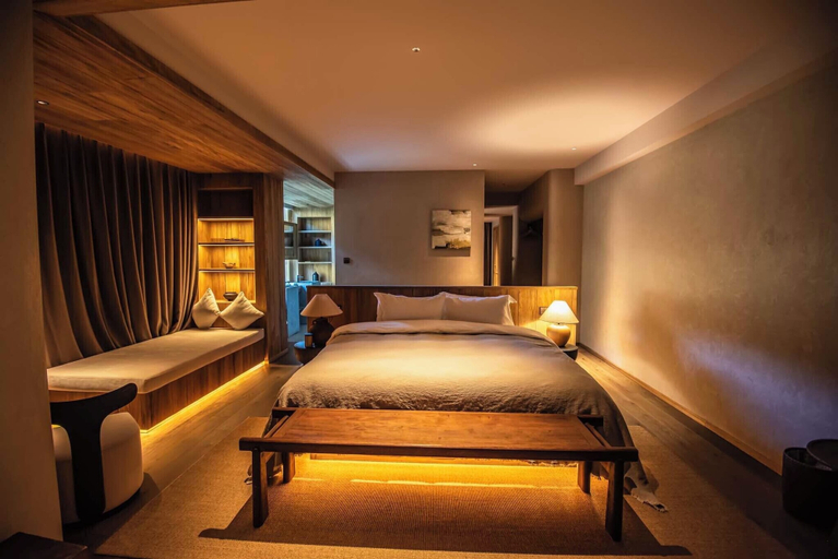 Room 4, Siguniang Mountain Star Moon Cliff Hotel, Ngawa Tibetan and Qiang