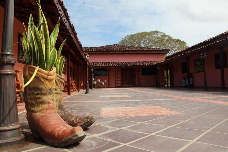 Exterior 2, Hostal Casa de Quincha, Las Tablas