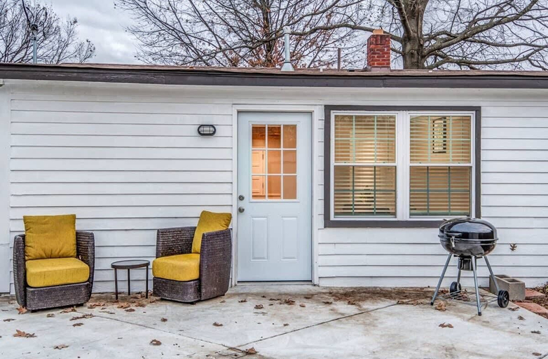 Terrace/patio, Wellsville Rd, Shelby