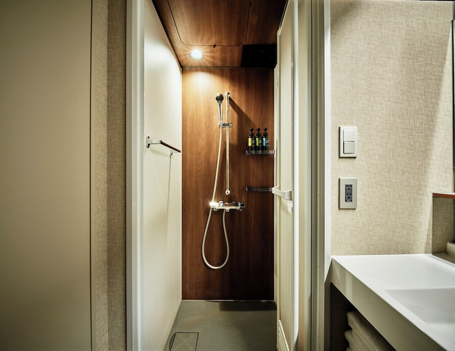Bathroom 4, AND HOTEL HAKATA, Fukuoka