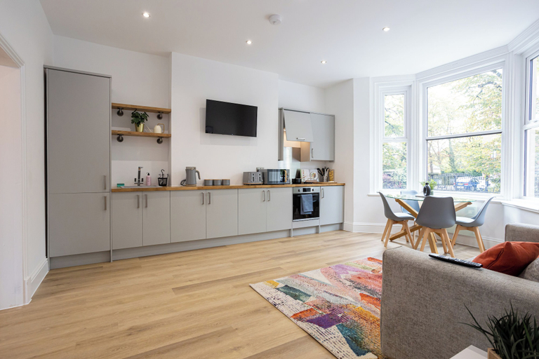 Living area 2, Flat 2 15 Longley Road, Salford