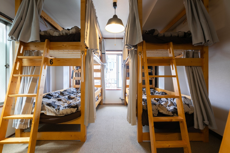 Bedroom 2, Top Edge Hostel, Suginami