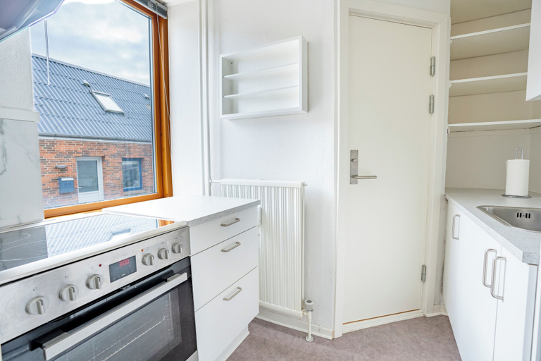 Private kitchen 5, Modernized Bed & Bath, Holstebro