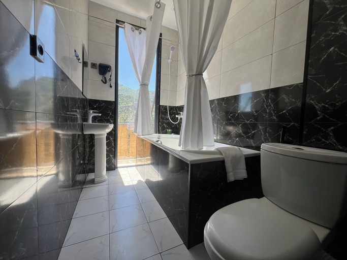Bathroom 3, Sky House Yeghegis