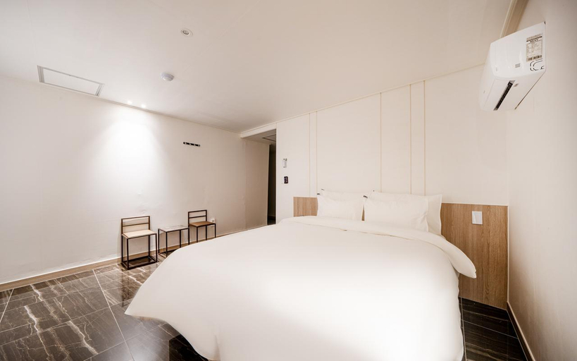 Bedroom 2, Iksan Hotel EVEN, Iksan