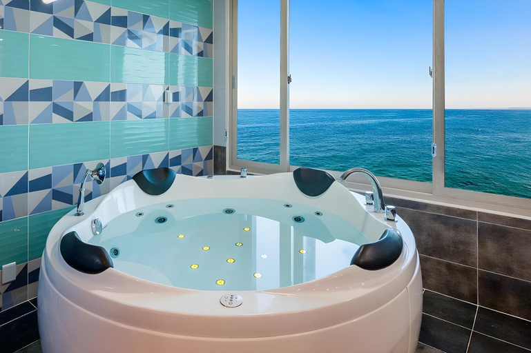 Bathroom, Sea Cruise Pension, Yeongdeok