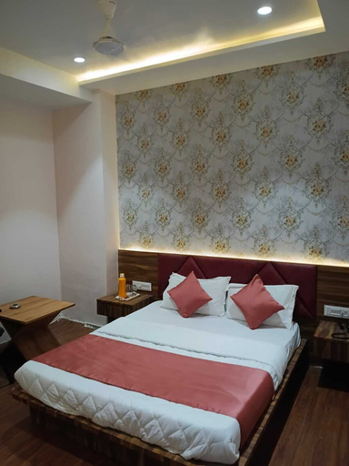 Room 5, HOTEL SHYAM VILLA, Ahmadabad