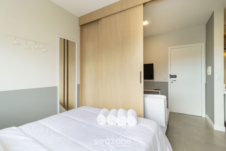 Room 4, Comfortable Apart With sea View in Floripa Eva704, Florianopolis