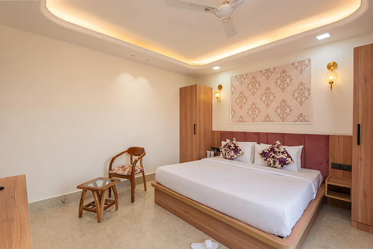 Room 2, Qotel Signature - Golf Course Road, Gurgaon