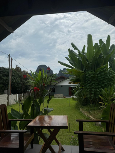 Terrace/patio 2, kiwi villas 1, Vangvieng