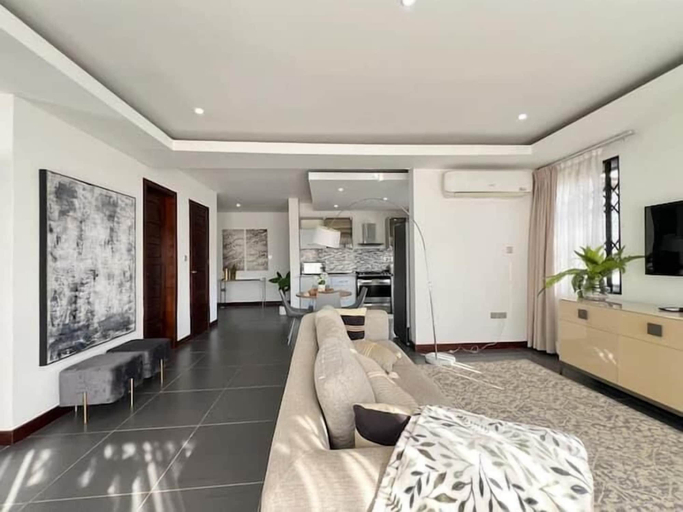 Living area 4, Apartment in East Airport, Accra