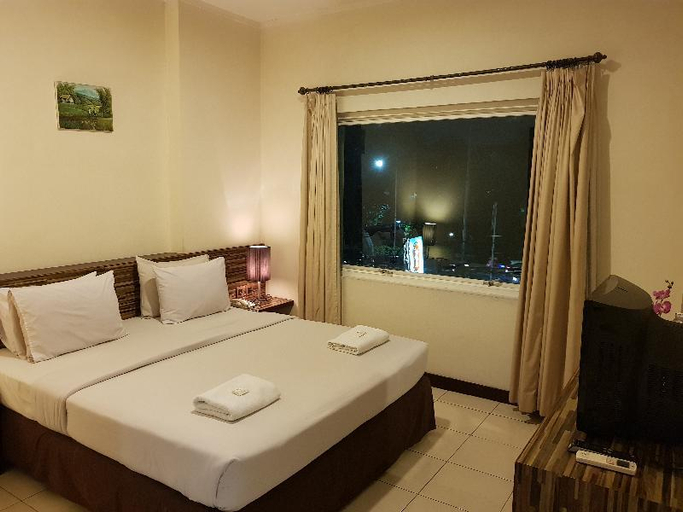 bedroom 1