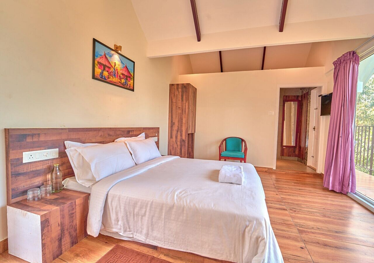 Room 3, Gardenia Kanthalloor by VOYE HOMES, Idukki