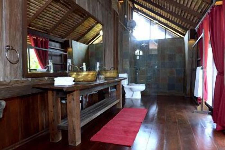 Bathroom, Terrapuri Heritage Village, Setiu