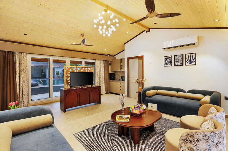 Interior 2, Elivaas Esh Cottage Willow | Hillside 1-room With Lush Garden, Common Pool Location, North Goa