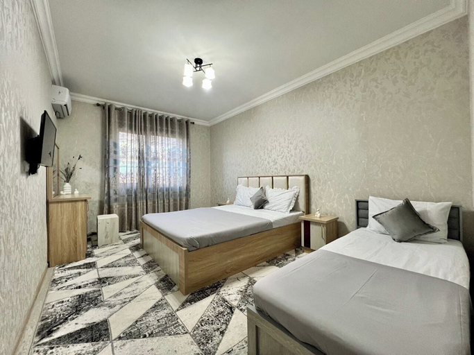 Room 4, Chaqar 358, Tashkent City