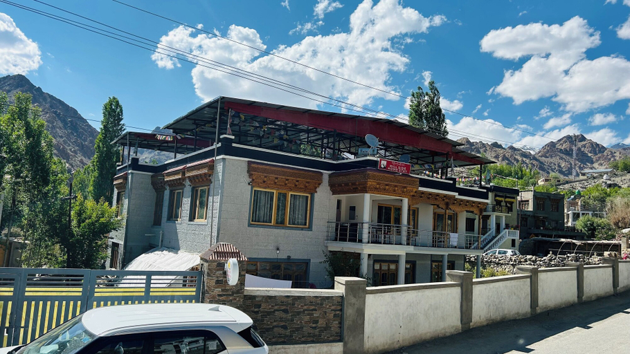 Exterior, Hillside Homestay and Hostel, Leh