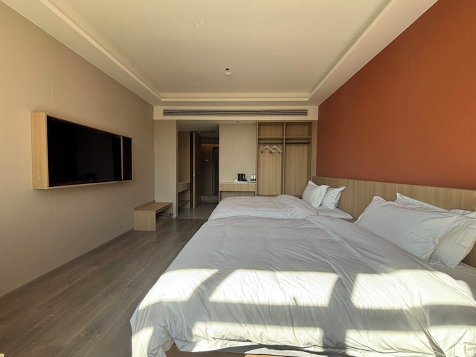 Room 3, Crystal Hotel, Bishkek