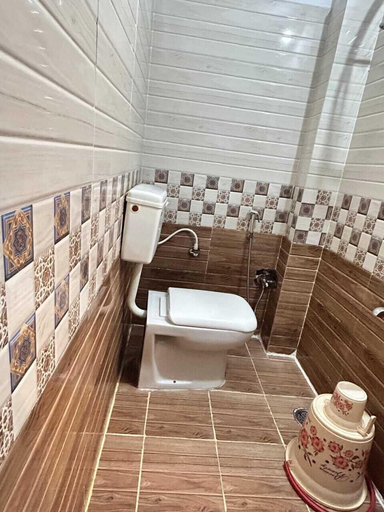 Bathroom, White Ridge Hotel - Nagole, Ranga Reddy