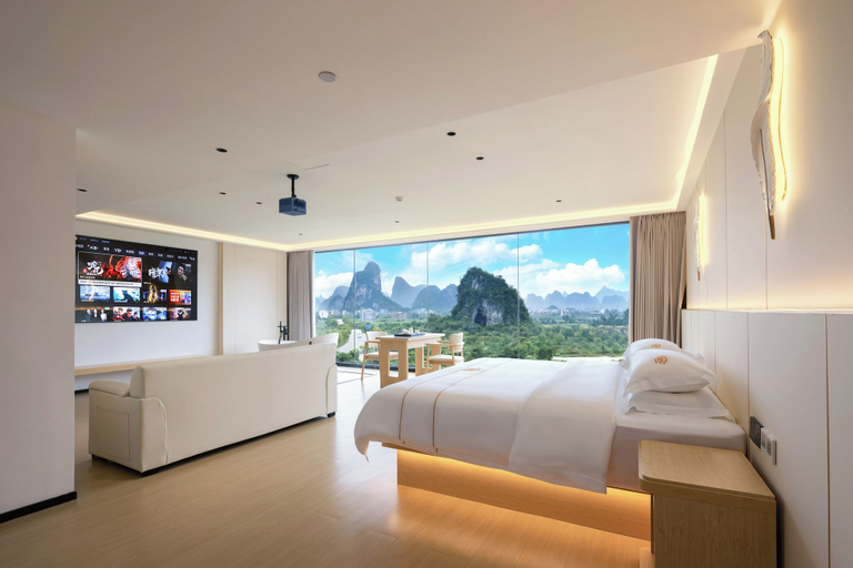 Room 3, Mountain Search Snow View Hotel, Guilin