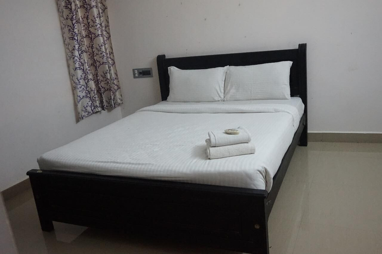 Room 2, Vasantharaja Villa Ariyankuppam, Puducherry