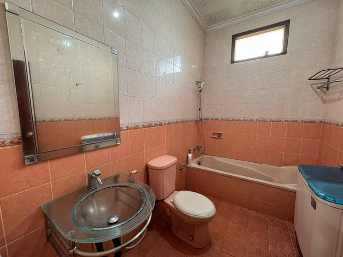 Bathroom 3, VIlla Bukit Punclut 4BR, Bandung