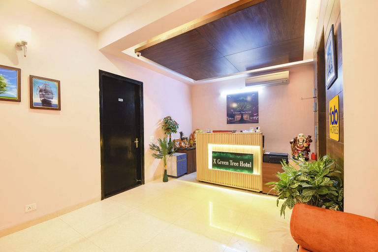 Reception 5, Fabhotel X Green Tree, Gurgaon