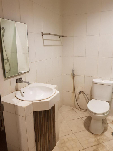 bathroom 7