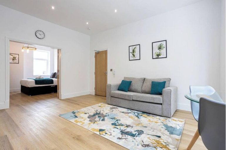 Living area 4, Flat 1 15 Longley Road, Salford