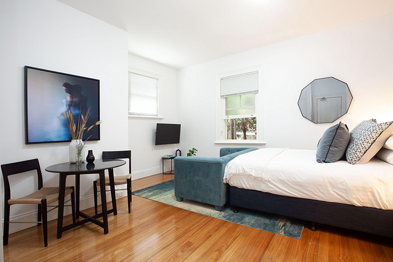 Bedroom 2, Chic and Characterful Studio Apartment, Sydney