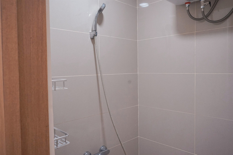 Bathroom 5, Best Furnished Studio (No Kitchen) Apartment At B Residence, Tangerang Selatan