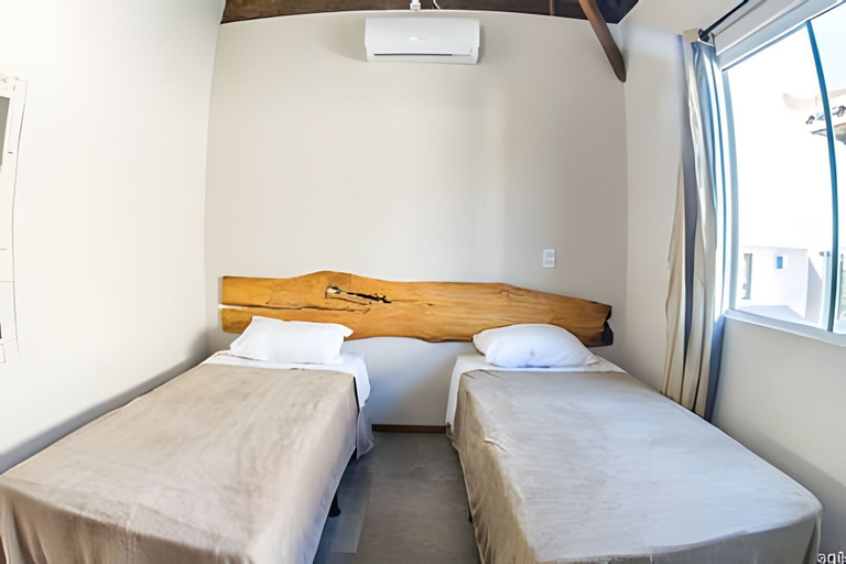 Bedroom 2, Java Bangalôs, Imbituba