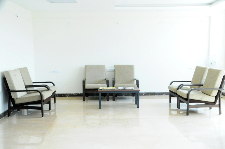 Exterior 2, the red lotus premium, Mysore