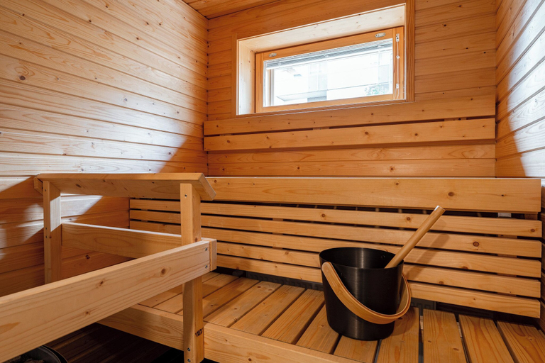 Sauna, Homelike 1BR Apt with Sauna & Balcony at Pyynikki, Pirkanmaa