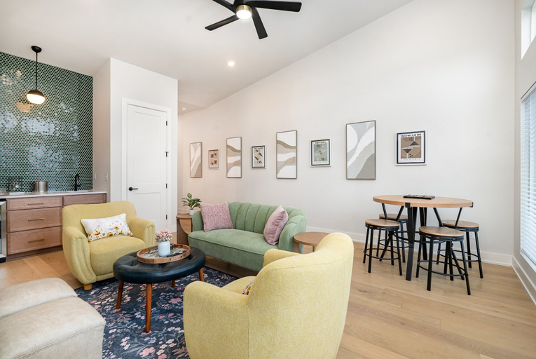 Interior 2, Trinity Beats-private Rooftop Deck-east Nashville, Davidson