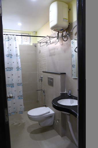 Bathroom 2, Hotel Landmark, South Andaman