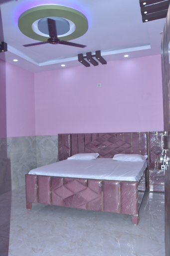 Room 4, SKD, Kanpur Nagar