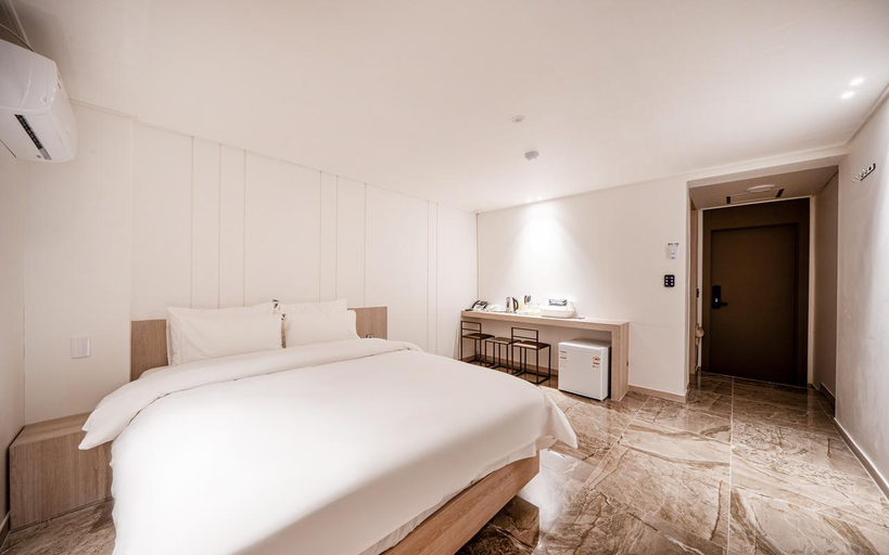 Bedroom 4, Iksan Hotel EVEN, Iksan