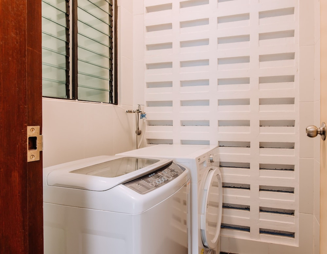 Bathroom 3, Imperial Suites Serviced Apartment, Kuching