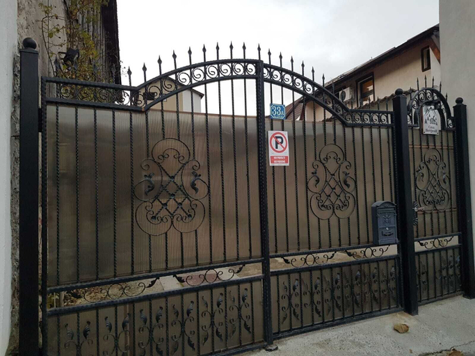 Primary image