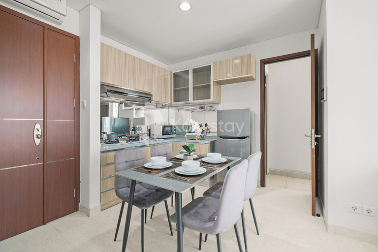 Dining room 2, Maruva by Kozystay - Taman Sari, Jakarta Barat