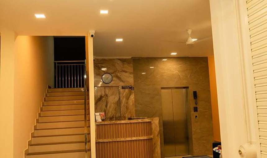 Reception, Fabhotel Jk Grand, Ernakulam