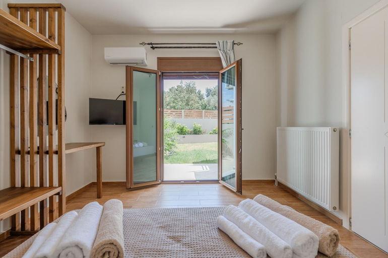 Room 4, Athos Rural Villa, Crete