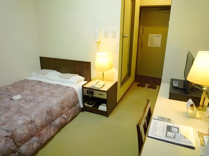 Bedroom 3, Hotel SkyHeart Kawasaki, Kawasaki